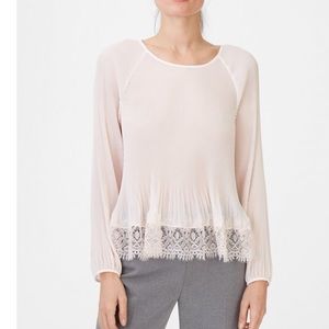 Club Monaco beautiful Zameeka Top